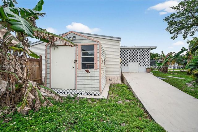 35250 SW 177th Court 190, Homestead, FL 33034
