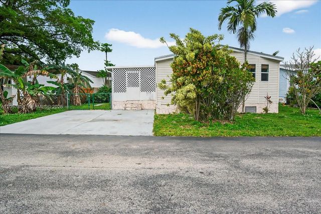 35250 SW 177th Court 190, Homestead, FL 33034