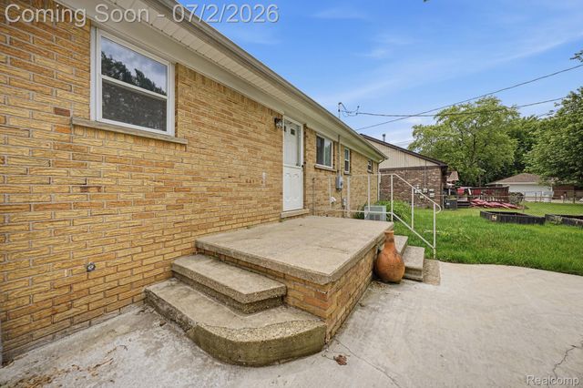 14845 Shirley Avenue, Warren, MI 48089