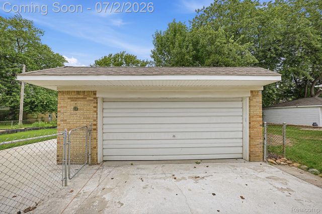 14845 Shirley Avenue, Warren, MI 48089