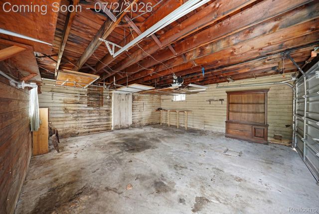 14845 Shirley Avenue, Warren, MI 48089