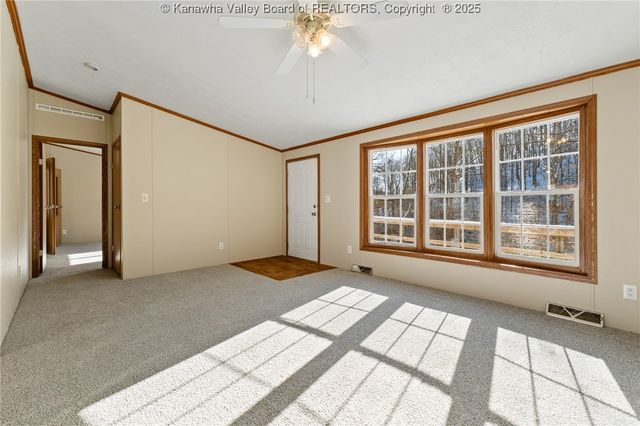 2584 Frogs Creek Road, Charleston, WV 25312