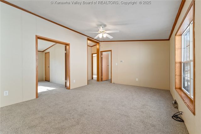 2584 Frogs Creek Road, Charleston, WV 25312