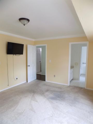 2020 Stoney Brook Court, Flint, MI 48507