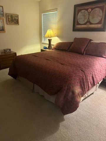 6037 Rossmoor Lakes Court, Boynton Beach, FL 33437