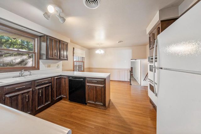 336 BROOKRIDGE STREET, Green Bay, WI 54301