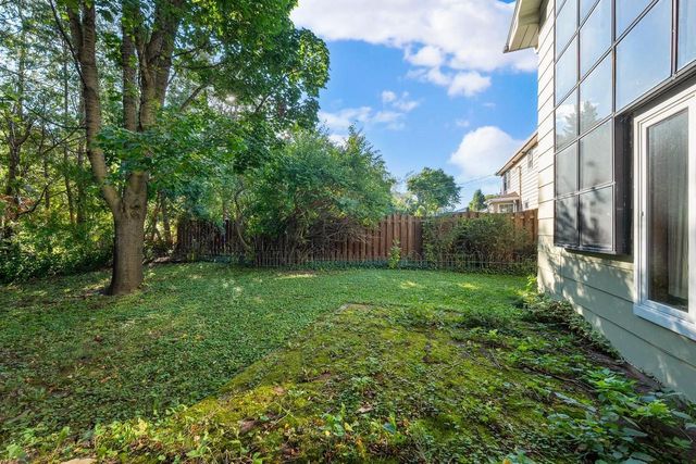 336 BROOKRIDGE STREET, Green Bay, WI 54301