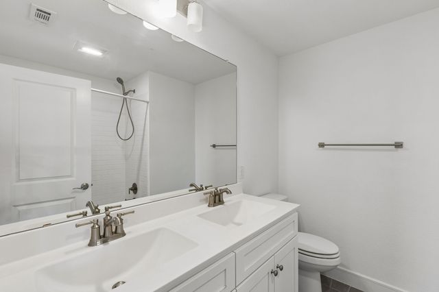 818 Emerald Heights, Lavon, TX 75166