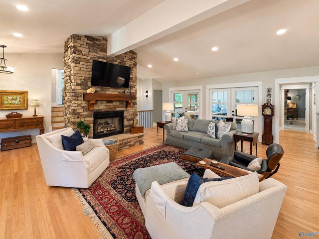 2105 Woodland Street, Decatur, AL 35601