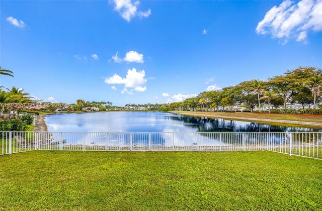 10917 NW 59th St, Doral, FL 33178