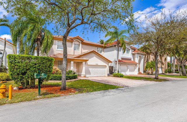 10917 NW 59th St, Doral, FL 33178