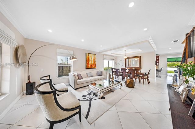 10917 NW 59th St, Doral, FL 33178