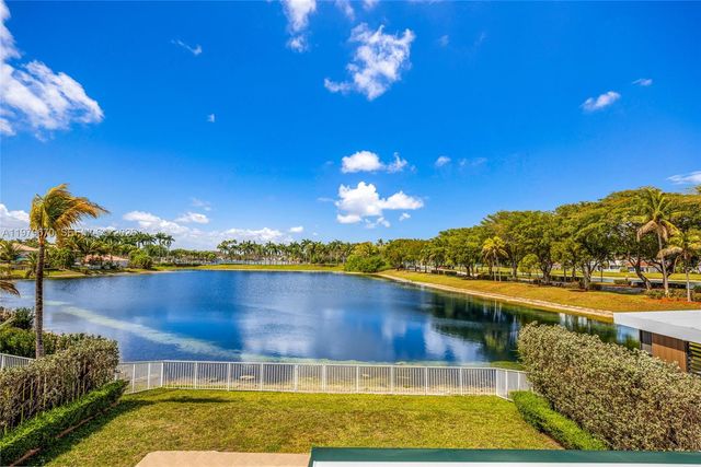 10917 NW 59th St, Doral, FL 33178