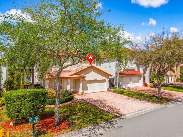 10917 NW 59th St, Doral, FL 33178