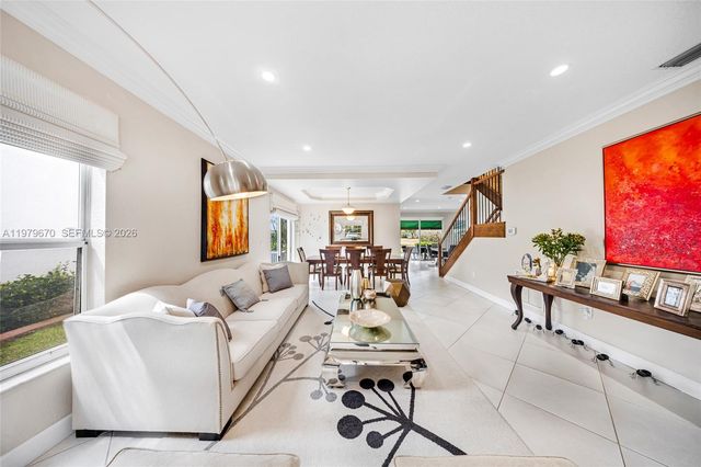 10917 NW 59th St, Doral, FL 33178