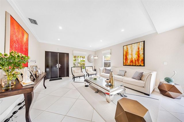 10917 NW 59th St, Doral, FL 33178