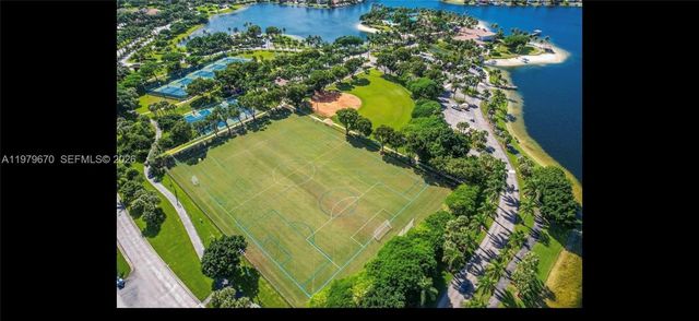 10917 NW 59th St, Doral, FL 33178