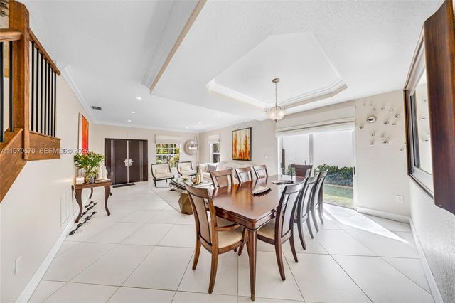 10917 NW 59th St, Doral, FL 33178