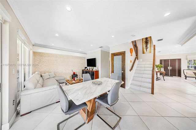 10917 NW 59th St, Doral, FL 33178