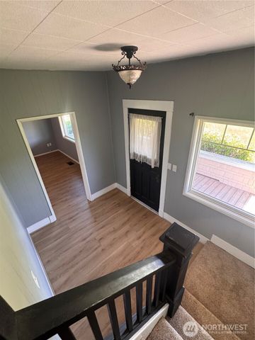 20016 Orville Rd E, Orting, WA 98360