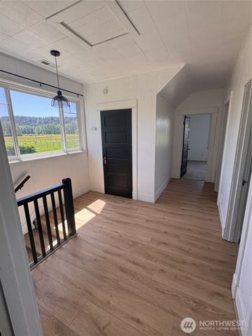 20016 Orville Rd E, Orting, WA 98360