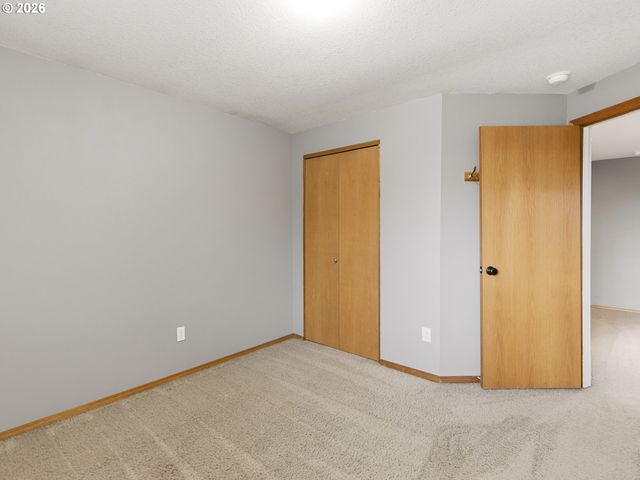 1807 Ne 150TH St, Vancouver, WA 98686