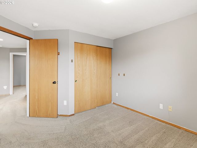 1807 Ne 150TH St, Vancouver, WA 98686