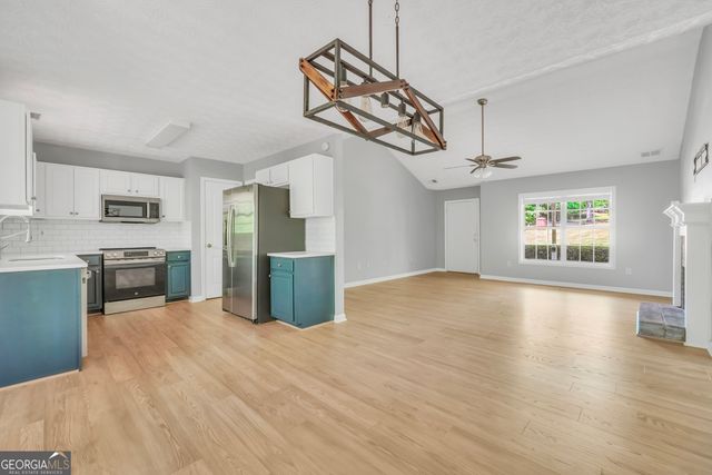 1022 Miss Amber Way, Locust Grove, GA 30248