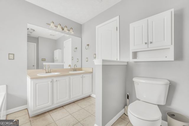1022 Miss Amber Way, Locust Grove, GA 30248