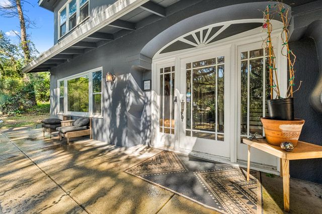 320 Taylor Rd, Newcastle, CA 95658