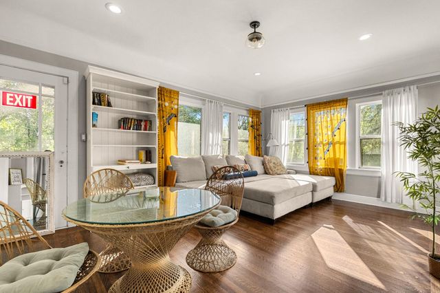 320 Taylor Rd, Newcastle, CA 95658