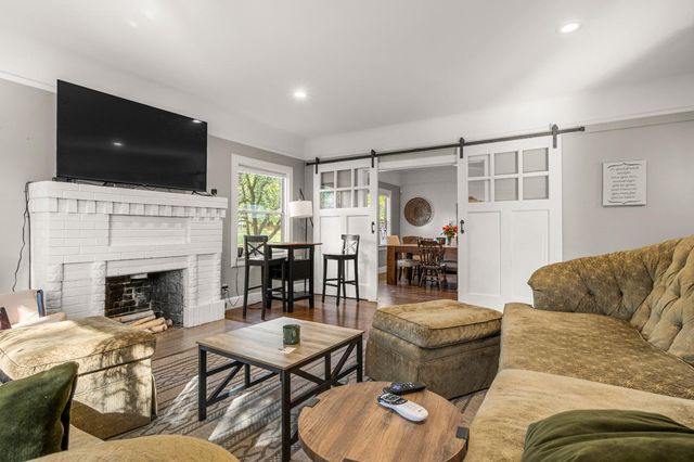 320 Taylor Rd, Newcastle, CA 95658