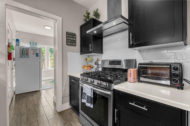 320 Taylor Rd, Newcastle, CA 95658