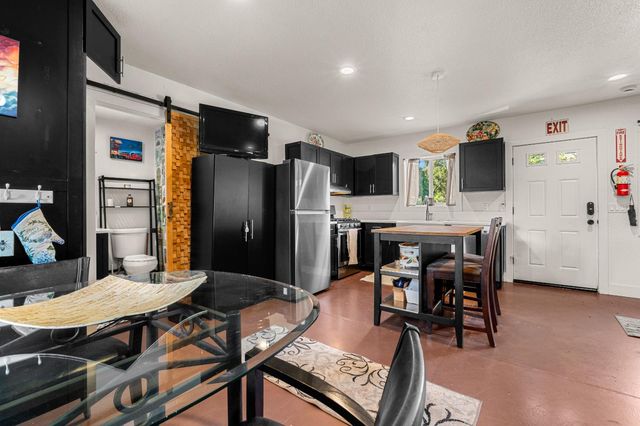 320 Taylor Rd, Newcastle, CA 95658