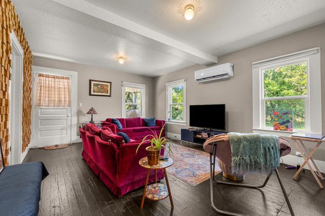 320 Taylor Rd, Newcastle, CA 95658