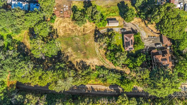 320 Taylor Rd, Newcastle, CA 95658