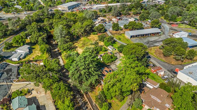 320 Taylor Rd, Newcastle, CA 95658