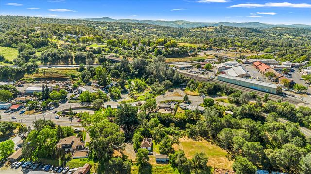 320 Taylor Rd, Newcastle, CA 95658