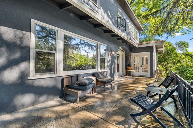 320 Taylor Rd, Newcastle, CA 95658