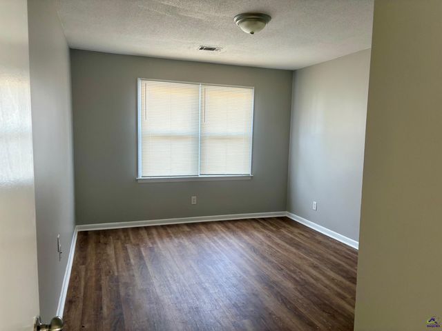 413 Sarah Drive, Warner Robins, GA 31093