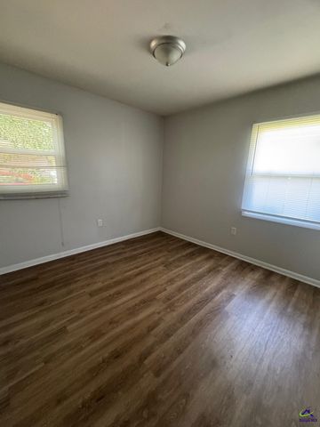 413 Sarah Drive, Warner Robins, GA 31093