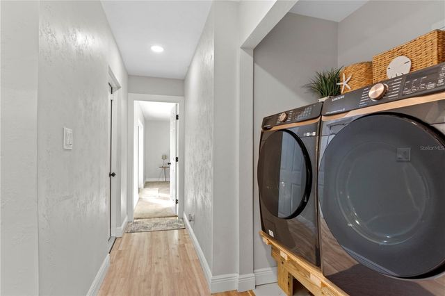 6660 17TH STREET N, St Petersburg, FL 33702