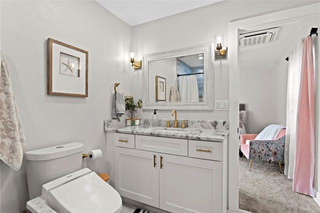 6660 17TH STREET N, St Petersburg, FL 33702