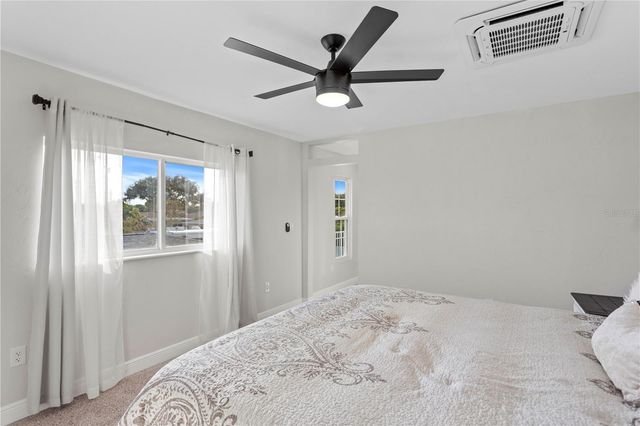 6660 17TH STREET N, St Petersburg, FL 33702