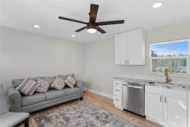 6660 17TH STREET N, St Petersburg, FL 33702