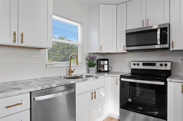 6660 17TH STREET N, St Petersburg, FL 33702