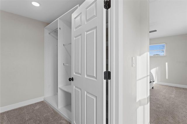 6660 17TH STREET N, St Petersburg, FL 33702