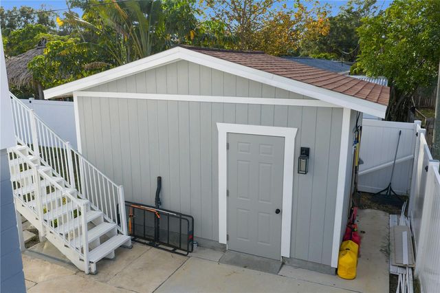 6660 17TH STREET N, St Petersburg, FL 33702