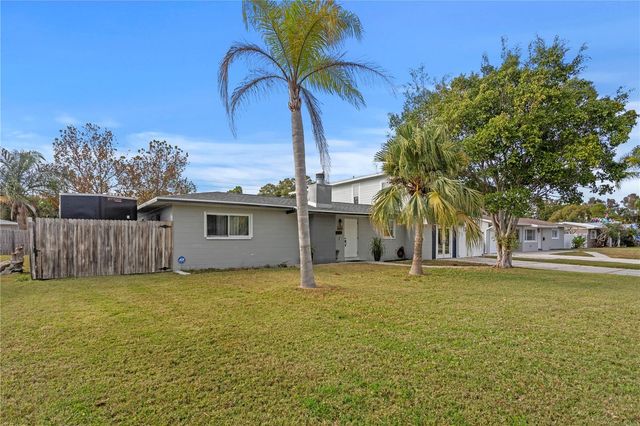 6660 17TH STREET N, St Petersburg, FL 33702