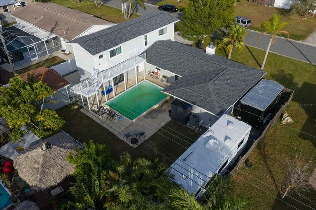 6660 17TH STREET N, St Petersburg, FL 33702